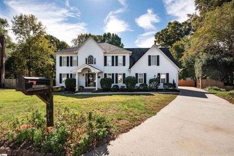 115 Chase Woods Court