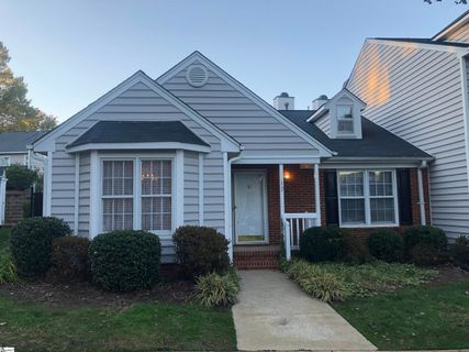 40 Wood Pointe Drive Unit #12
