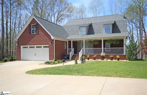 115 Lake Robinson Pointe sold home in Lake Robinson Pointe, Greer, SC