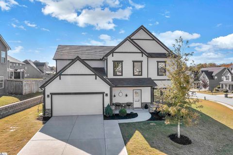 80 Grand River Lane