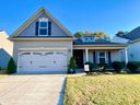 208 Portland Falls Drive sold home in Simpsonville, SC