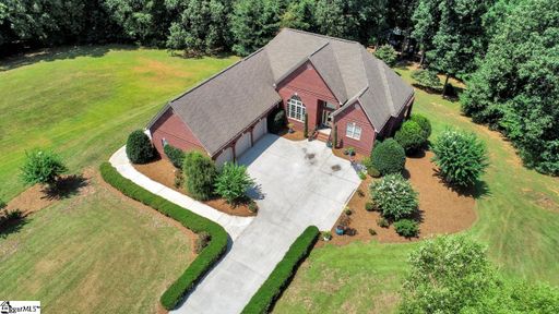110 Topsail Drive sold home in Topsail Bay, Anderson, SC