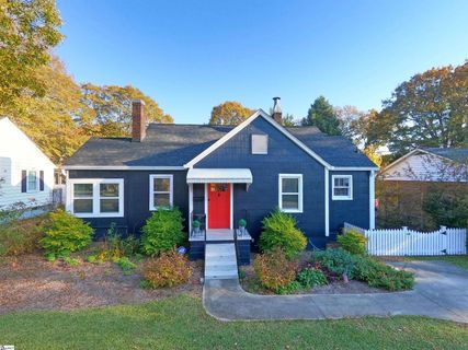 207 Vintage Avenue