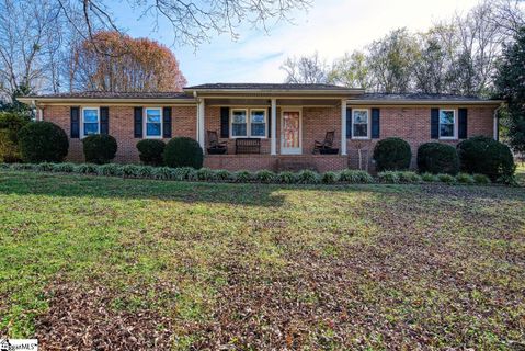 108 Kennelworth Way