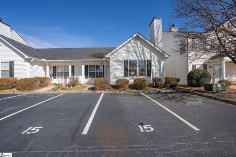 15 Hayfield Lane sold home in Hammett Farms, Greer, SC