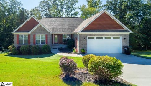 216 Selden Way