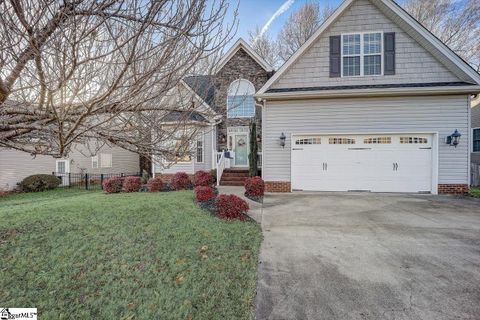 602 Austin Woods Court sold home in Chestnut Hill Plantation, Greer, SC