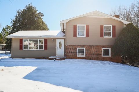 118 Shagbark Court