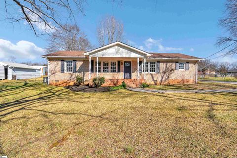 202 Ridgeland Circle sold home in Cedar Rock, Easley, SC