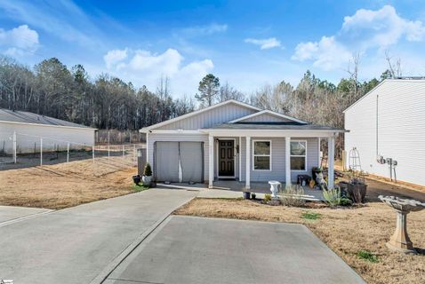 332 Cedar Ridge