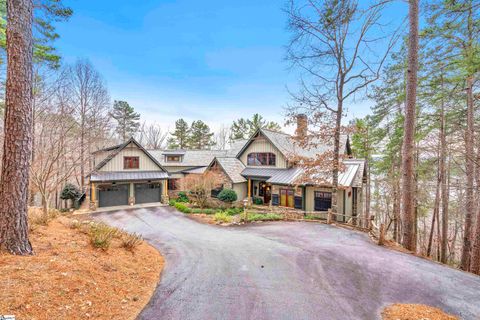 815 Top Ridge Drive