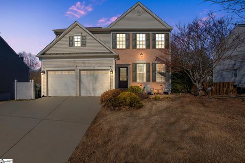 14 Cog Hill Drive