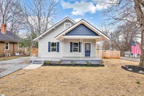 75 E 7Th Street