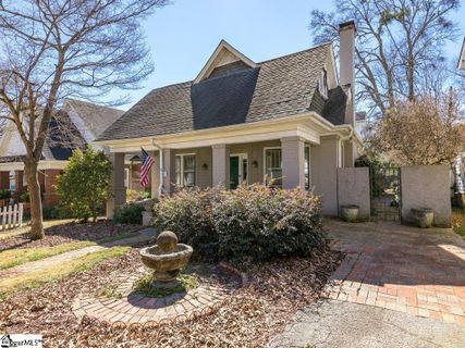 384 S Fairview Ave Avenue