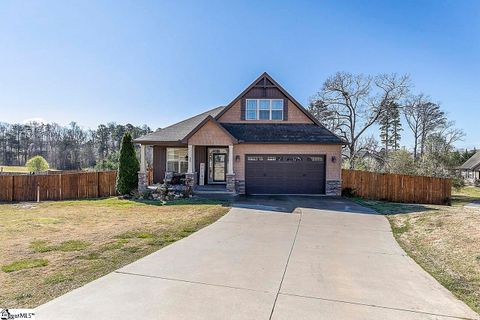 35 Arbolado Way sold home in Woodlands At Walnut Cove III, Greer, SC