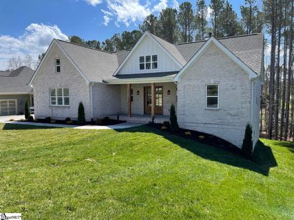 9 Graywood Court
