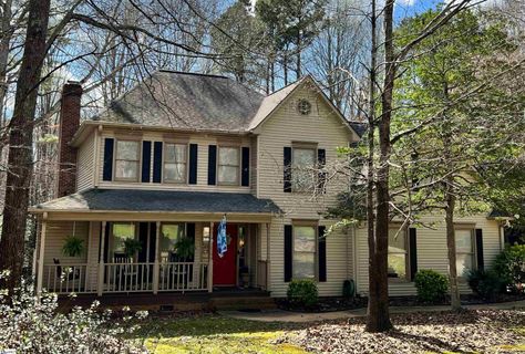 201 Shadow Oaks Drive