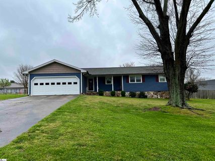 105 Stonehaven Drive