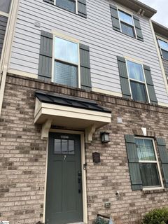 7 Itasca Drive