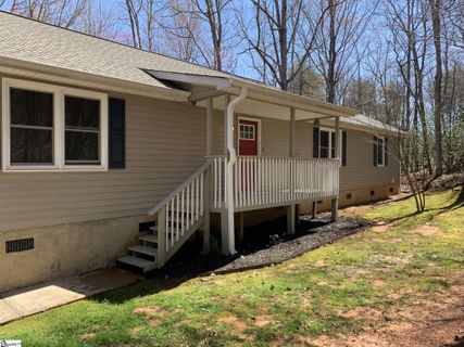 109 Packs Mountain Ridge Road sold home in Laurel Ridge, Taylors, SC