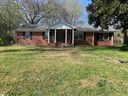 11 Woodleigh Drive sold home in Taylors, SC