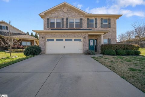 512 Goldenlarch Way