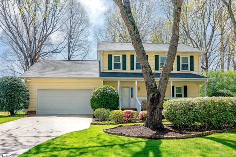 215 Hunters Woods Drive