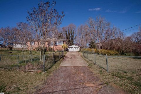 36 Maxie Avenue sold home in Cochran Heights, Greenville, SC