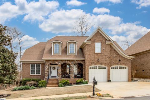 46 Double Crest Drive
