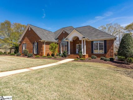 645 Mosswood Lane
