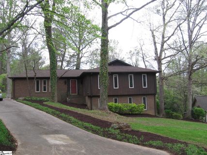 118 E Woodburn Drive