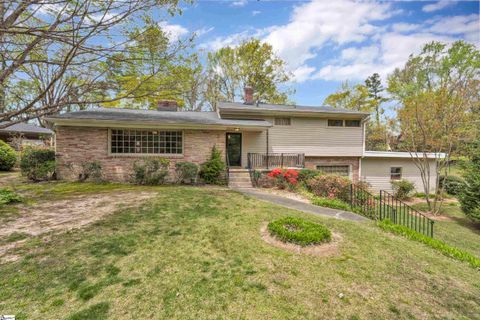 210 Yorkshire Drive