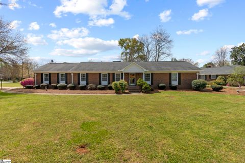 19 Chatelaine Drive