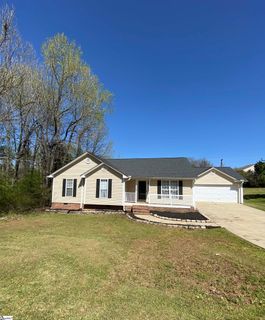 208 Foxfire Drive