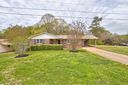 211 Uneeda Drive sold home in Greenville, SC