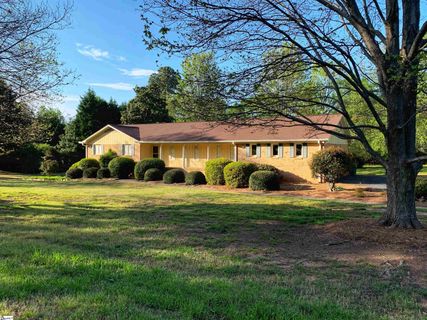 102 Saint Augustine Drive sold home in Pelham Estates, Greenville, SC
