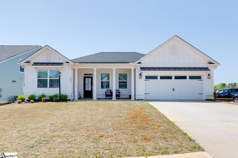 300 Townsend Avenue