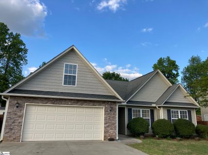 112 Kingsdale Court
