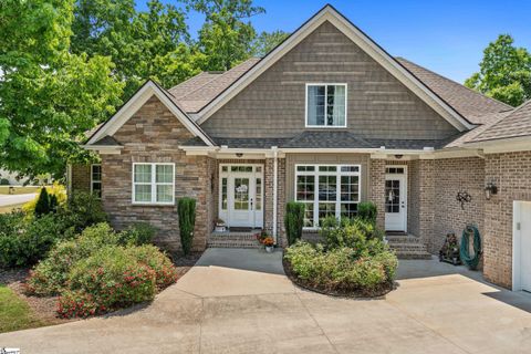 113 Waltzing Vine Lane