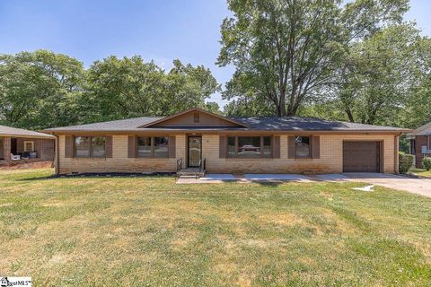 10 Alice Farr Drive