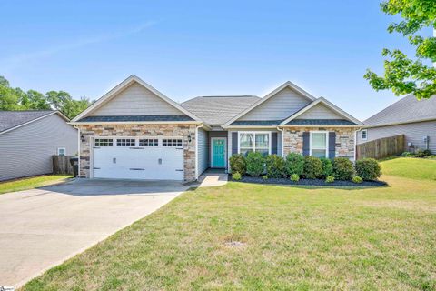 128 Alberta Circle