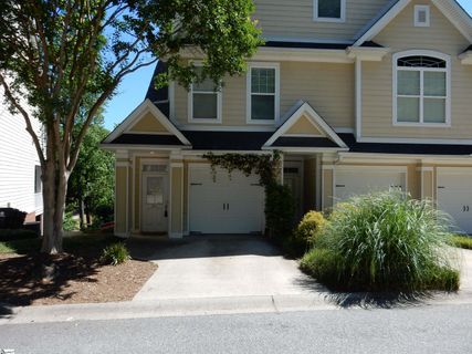 8 Edge Court Unit A