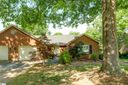 10 Fairoaks Drive sold home in Greenville, SC