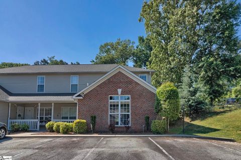 111 Reef Court Unit D sold home in Magnolia Reef, Easley, SC