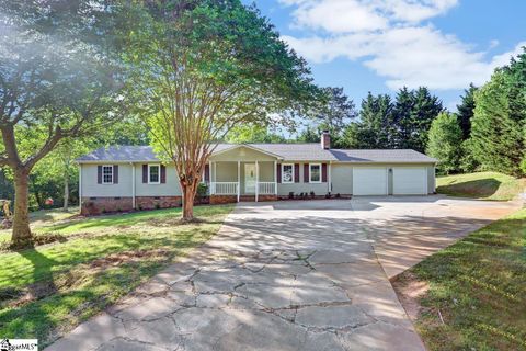 104 Maple Court sold home in Heatherwood, Easley, SC