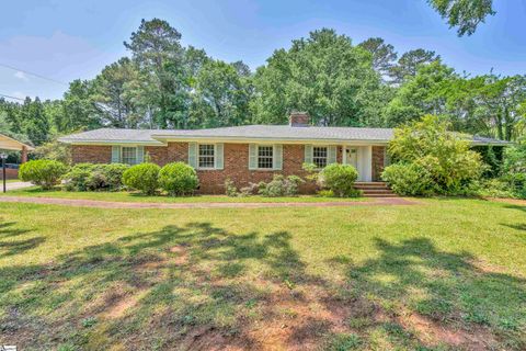 204 Hillbrook Drive