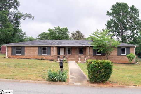 115 Lanceway Drive sold home in Hillsborough, Mauldin, SC