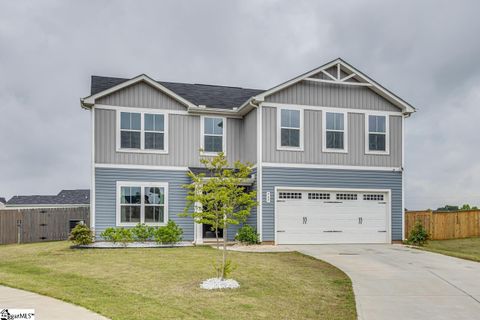 909 Hattie Lane