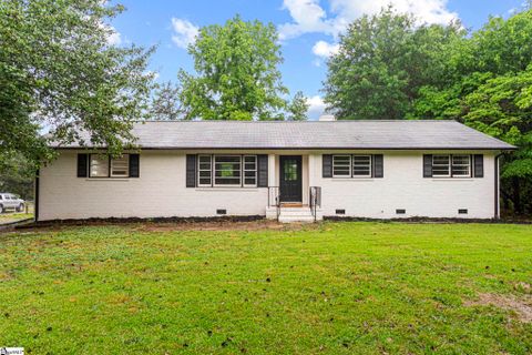 2638 W Croft Circle