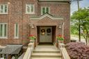 325 Hampton Avenue Unit 104 sold home in Greenville, SC